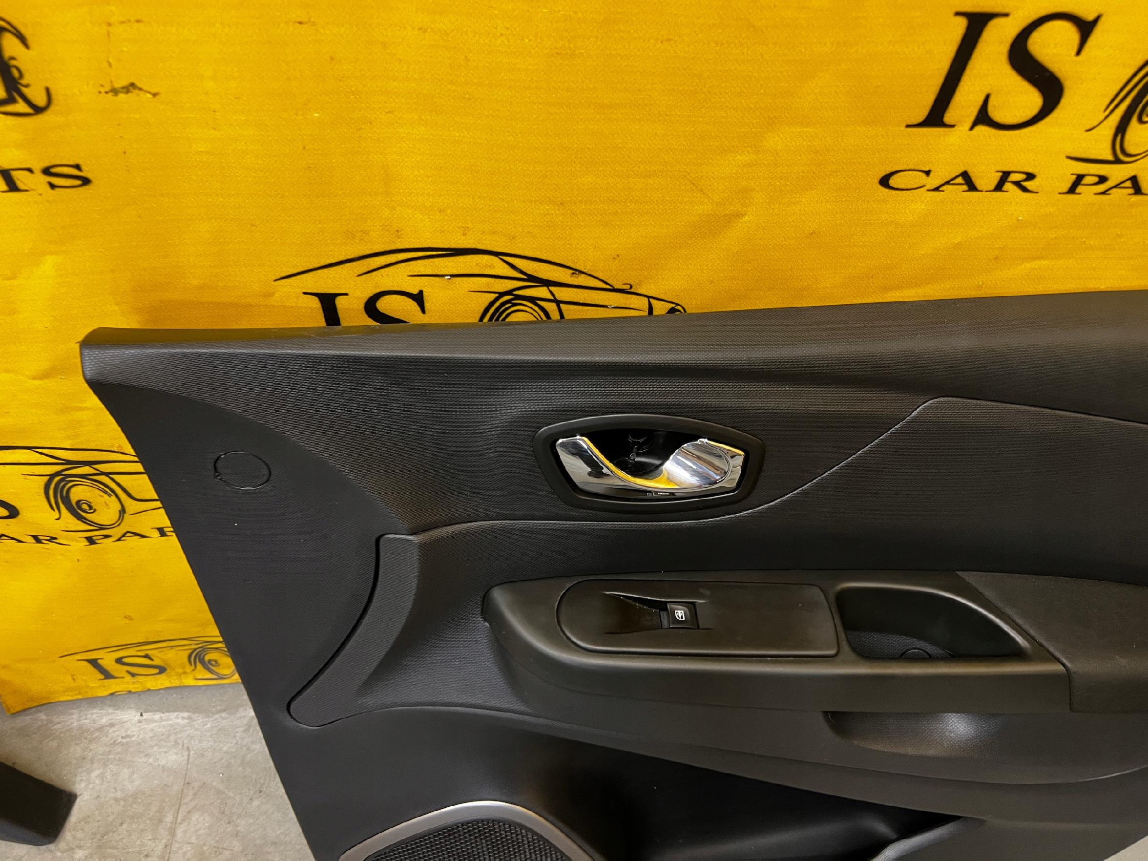 BOCZEK TAPICERKA DRZWI PRAWY PRZÓD RENAULT CAPTUR I PRZEDLIFT