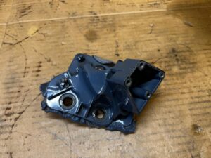 WSPORNIK SŁUPKA A PRZÓD PRAWY FORD BRONCO 21- AZURE GREY PEARL