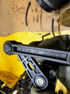 CZUJNIK POZIOMOWANIA LAMP TYŁ LEWY MERCEDES GL X166