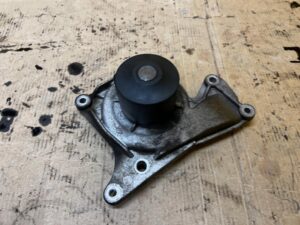 POMPA WODNA WODY RENAULT DACIA NISSAN MERCEDES 1.5 BLUE DCI