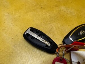PILOT KLUCZYK KEY KEYLESS FORD FIESTA MK8 J1BT-15K601-AA