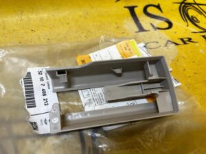 OSŁONA PRZEDNIA PROWADNICY FOTELA PRZÓD LEWY BMW 7 G11 3 G30 6 G32 NOWA OEM