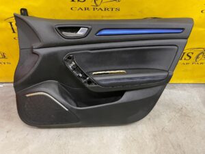 BOCZEK TAPICERKA DRZWI GT LINE PRAWY PRZÓD RENAULT MEGANE IV
