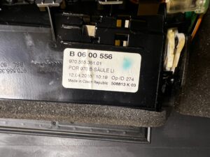 POSZYCIE OSŁONA SŁUPKA ŚRODKOWEGO B LEWY PORSCHE PANAMERA 970 I LIFT