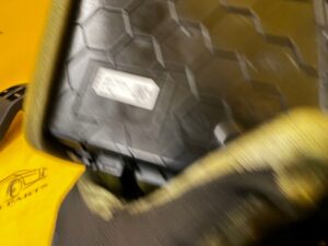 KRATKA NAWIEWU PRAWA DESKI KONSOLI LAND ROVER DISCOVERY 5 V L462 LHD