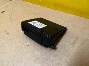 KAMERA SZYBY PRZÓD ASYSTENT PASA RADAR FORD ESCAPE MK4