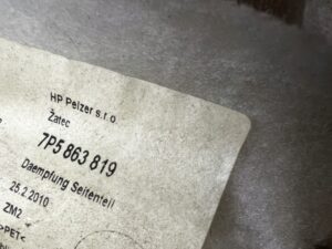 BOCZEK BAGAŻNIKA LEWY PORSCHE CAYENNE II 7P5