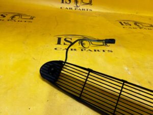 KRATKA GÓRNA CENTRALNA NAWIEWU DESKI KONSOLI CHEVROLET CORVETTE C5 97-04