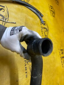 RURA RURKA PRZEWÓD WĄŻ WODY CHEVROLET CORVETTE C5 97-04