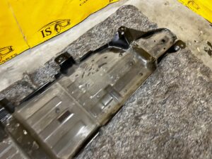 PŁYTA OSŁONA PODWOZIA ZBIORNIKA PALIWA FORD BRONCO 21-