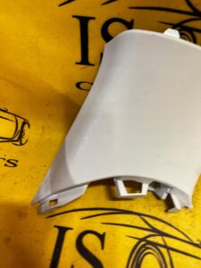 OSŁONA POSZYCIE SŁUPKA TYŁ LEWA PEUGEOT 508 I RXH HYBRID4