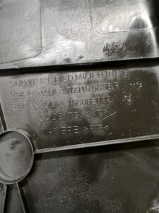 OSŁONA POSZYCIE SŁUPKA ŚRODKOWEGO B DÓŁ LEWA LEWY RENAULT KADJAR