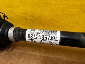 PÓŁOŚ PRZÓD PRZEDNIA PRAWY PRAWA PEUGEOT 3008 II 1.2 THP