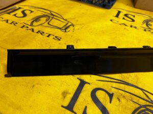 LISTWA DEKOR DESKI KONSOLI AIRBAG RANGE ROVER VELAR L560