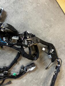 GŁÓWNA WIĄZKA INSTALACJA WNĘTRZA KABINY FORD BRONCO 2.7 V6 ECOBOOST 21-