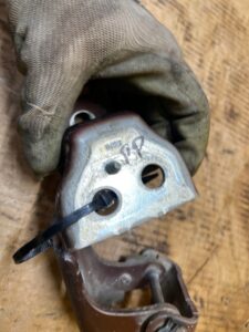 KPL ZAWIASY DRZWI PRZÓD PRAWY PEUGEOT 508 I RXH