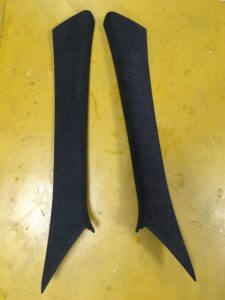 LEWA OSŁONA POSZYCIE SŁUPKA ALCANTARA INFINITI Q30