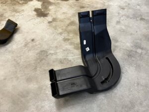 KANAŁ TUNEL PRZEWÓD POWIETRZA LAND ROVER DISCOVERY 5 V L462