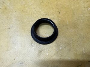 PIERŚCIEŃ OSŁONA ZAŚLEPKA STACYJKI MERCEDES CLS W218 C W204