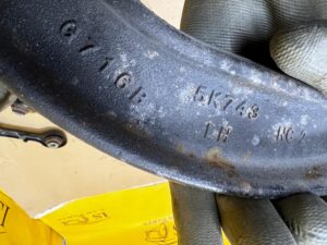 WAHACZ TYŁ LEWY FORD MUSTANG VI