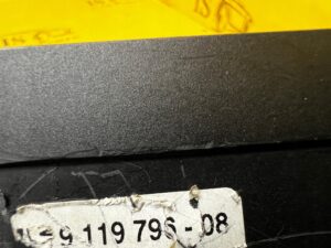 SCHOWEK DESKI KONSOLI PULPITU GÓRNY DREWNO BMW 7 F01 F02 F04 EU