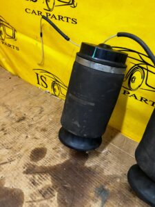 KOMPLET MIECHY TYŁ TYLNY AIRMATIC PRAWY LEWY MERCEDES GL X166