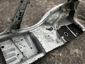 ĆWIARTKA BŁOTNIK SŁUPEK B TYLNY TYŁ PRAWY MERCEDES W177 A KLASA A35