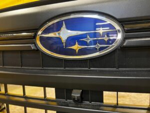 KOMPLET PRZÓD ZDERZAK MASKA LAMPY LED CHŁODNICE SUBARU FORESTER VI SL 25-