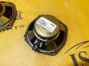 GŁOŚNIK TYŁ TYLNY BOSE CHEVROLET CORVETTE C5 97-04