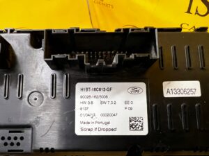 PANEL PRZEŁĄCZNIK NAWIEWU KLIMATYZACJI FORD FIESTA MK8