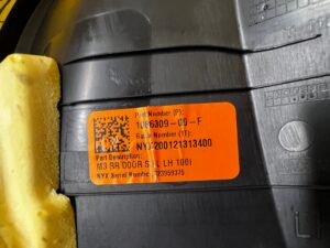 OSŁONA KANAPY TYŁ LEWA LEWY TESLA MODEL 3 PRZEDLIFT