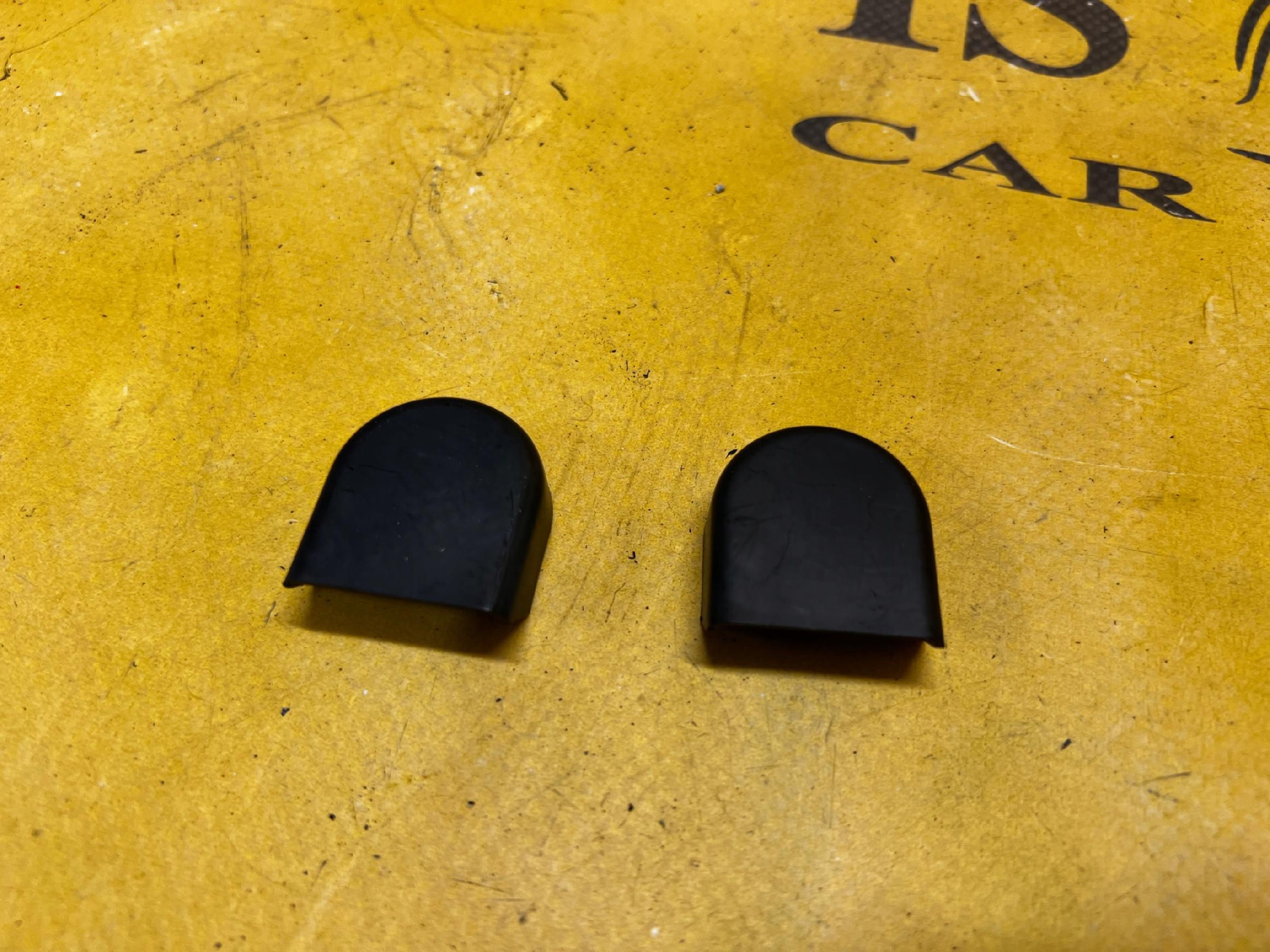 2 X OSŁONA RAMIENIA WYCIERACZKI PRZÓD FORD FUSION LIFT USA MONDEO MK5