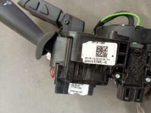 PRZEŁĄCZNIK ZESPOLONY TAŚMA PAJĄK DACIA DUSTER II 17-