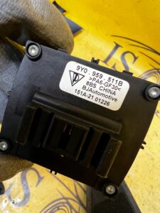 PRZEŁĄCZNIK REGULACJI ZAWIESZENIA PORSCHE CAYENNE 9Y3 9Y0 COUPE HYBRID