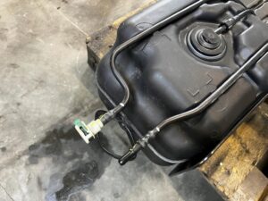KOMPLET ZBIORNIK BAK POMPA PALIWA FORD BRONCO 2.7 V6 ECOBOOST 21-