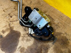 BLOK ZAWOROWY ZAWORÓW ZAWIESZENIA MERCEDES GL X166