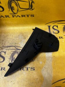 OSŁONA BOCZEK KONSOLI PRAWA DACIA SANDERO III 2023R