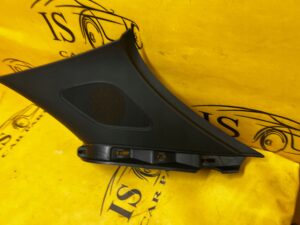 POSZYCIE OSŁONA OBUDOWA SŁUPKA D TYŁ PRAWY PORSCHE MACAN 95B