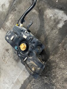 KOMPLET ZBIORNIK BAK POMPA WLEW PALIWA PEUGEOT 308 II T9 1.6 E-HDI