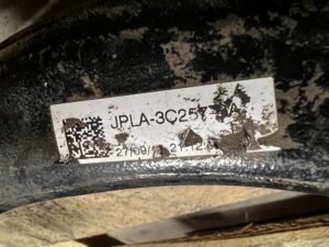 WAHACZ PRZÓD LEWY LAND ROVER DISCOVERY V L462 2.0 D