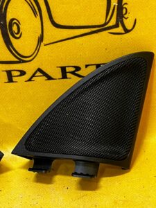 PRAWY TRÓJKĄT LUSTERKA GŁOŚNIK MERCEDES E W213