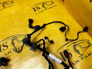 WIĄZKA KLAPY TYŁ BAGAŻNIKA LAND ROVER DISCOVERY SPORT V L550 LIFT