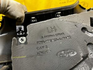 BOCZEK TAPICERKA TYŁ LEWY LEWA FORD MUSTANG VI