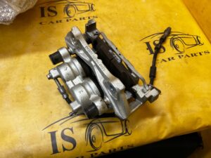 ZACISK HAMULCOWY PRZÓD LEWY FORD KUGA MK3