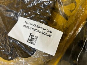 DYWANIKI WYCIERACZKI WELUROWE ORYGINALNE 4 DRZWI FORD BRONCO 21- NOWE OEM