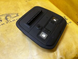 LAMPKA OŚWIETLENIE WNĘTRZA PODSUFITKI PRZÓD FORD BRONCO 21-