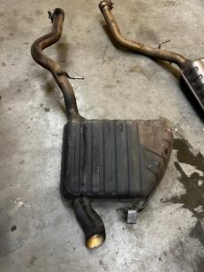 KPL WYDECH TŁUMIK KOŃCOWY TYŁ TYLNY R-DYNAMIC RANGE ROVER VELAR L560 2.0D