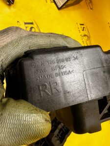 MOCOWANIE UCHWYT PROGU GUMA DO PODNOSZENIA MERCEDES GL X166