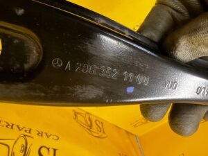 WAHACZ TYŁ MERCEDES C-KLASA W206 2WD RWD