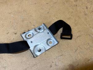 UCHWYT HACZYK MOCOWANIE TAŚMA SCHOWKA BAGAŻNIKA PORSCHE MACAN 95B